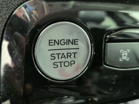 Used 2024 Ford Escape Platinum image 20