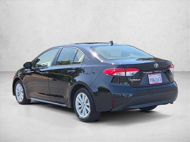 Certified 2026 Toyota Corolla LE w/ LE Premium Package FWD image 8