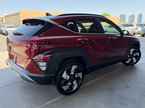 Used 2025 Hyundai Kona Limited FWD image 4