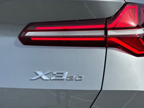 Used 2025 BMW X3 xDrive30i w/ Convenience Package image 13