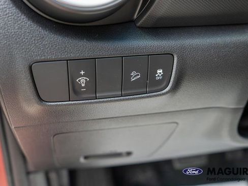 Used 2023 Hyundai Kona SEL AWD/4WD image 19
