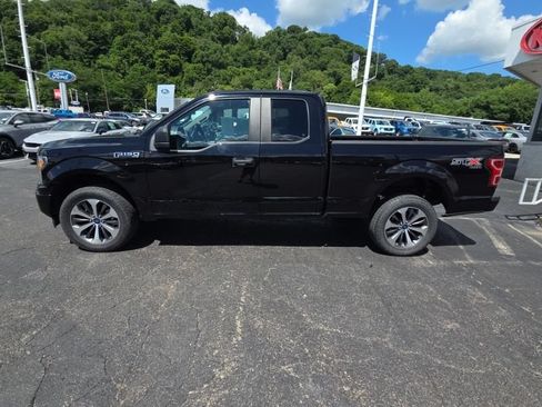 Used 2019 Ford F150 XL w/ Equipment Group 101A Mid AWD/4WD image 4