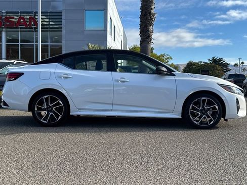 New 2025 Nissan Sentra SR w/ SR Premium Package image 4