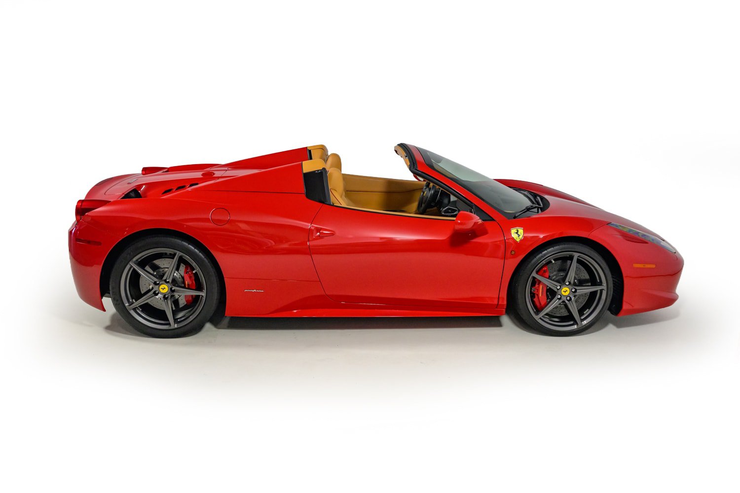 Used 2013 Ferrari 458 Spider RWD image 8