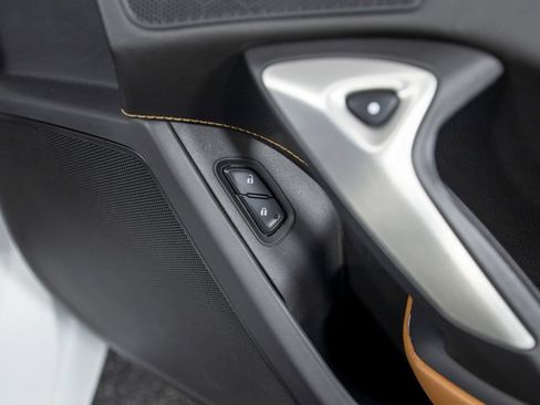 Used 2015 Chevrolet Corvette Stingray Convertible w/ 2LT Preferred Equipment Group RWD image 28