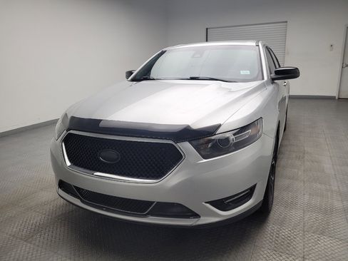 Used 2018 Ford Taurus SHO AWD/4WD image 15