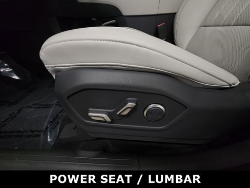 Used 2025 Hyundai Santa Fe SEL image 20