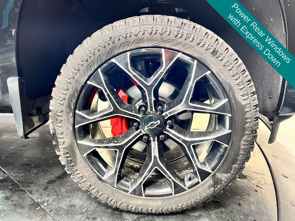Used 2026 Chevrolet Silverado 1500 LT Trail Boss w/ LT Trail Boss Premium Package AWD/4WD image 23