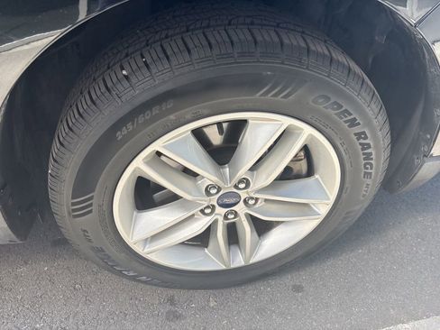 Used 2017 Ford Edge SEL AWD/4WD image 20