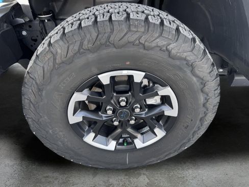 Used 2025 Jeep Wrangler Unlimited Rubicon 4xe AWD/4WD image 35