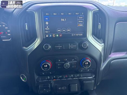 Used 2021 Chevrolet Silverado 1500 LT Trail Boss w/ Convenience Package II AWD/4WD image 15