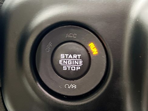 Used 2022 Jeep Wrangler Sport AWD/4WD image 23