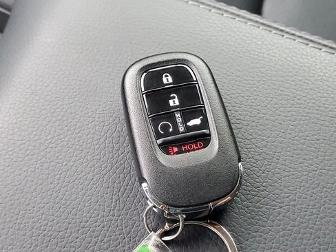 Certified 2023 Honda Pilot Elite image 36