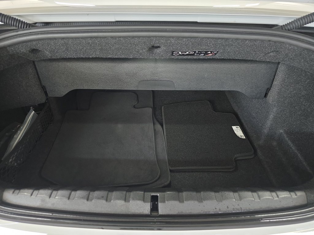 Certified 2026 BMW 430i Convertible RWD image 30