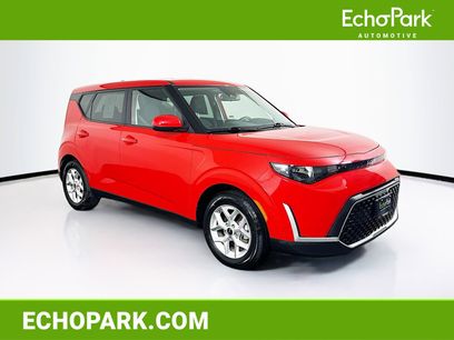 Used 2025 Kia Soul LX w/ LX Technology Package
