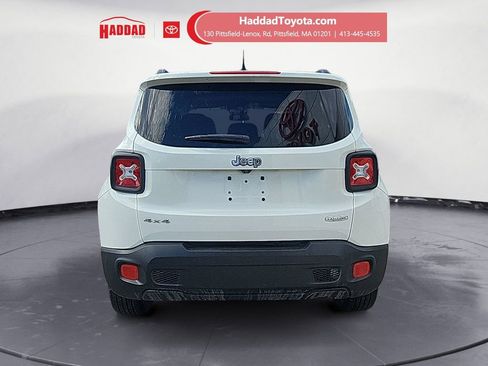 Used 2017 Jeep Renegade Latitude image 4