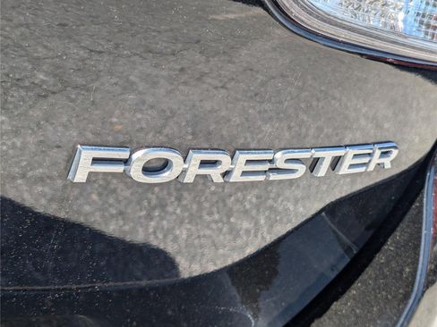 Used 2023 Subaru Forester Premium AWD/4WD image 10