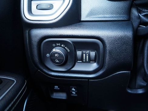 Used 2021 RAM 1500 Laramie image 25