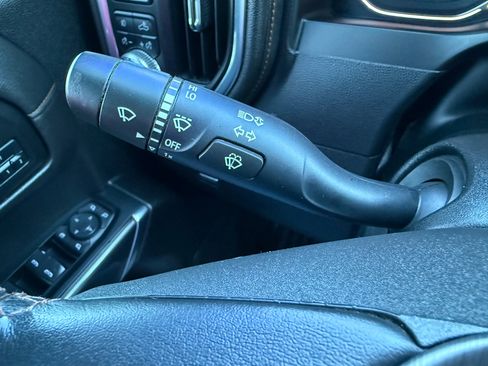 Used 2021 GMC Sierra 1500 AT4 image 24