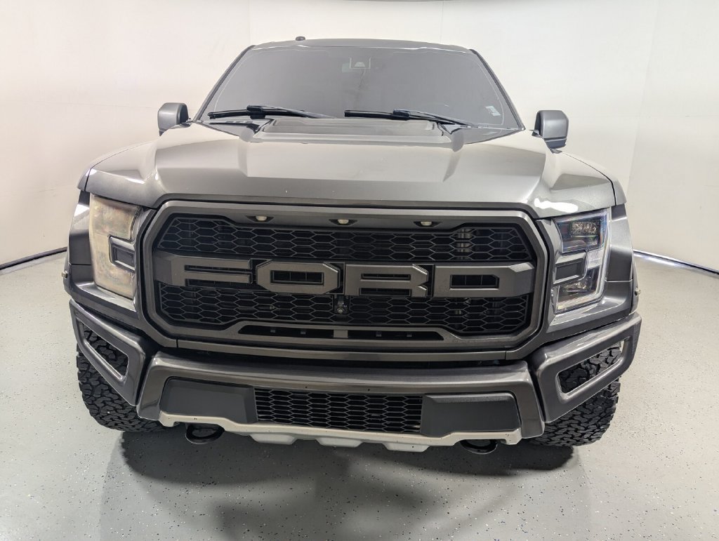 Used 2018 Ford F150 Raptor w/ Equipment Group 802A Luxury AWD/4WD image 2