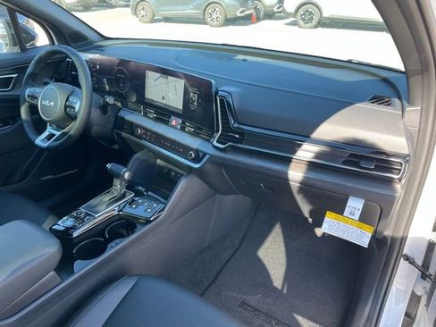 New 2025 Kia Sportage X-Pro Prestige image 32