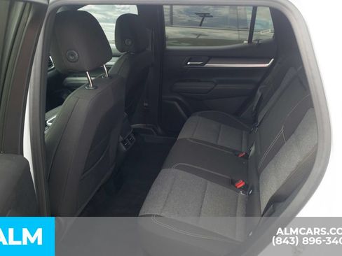 Used 2025 GMC Terrain Elevation AWD/4WD image 17