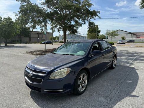 Used 2009 Chevrolet Malibu LT image 2