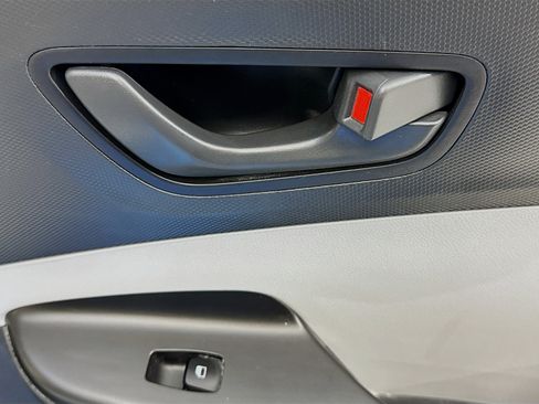 Used 2022 Hyundai Kona SEL image 30