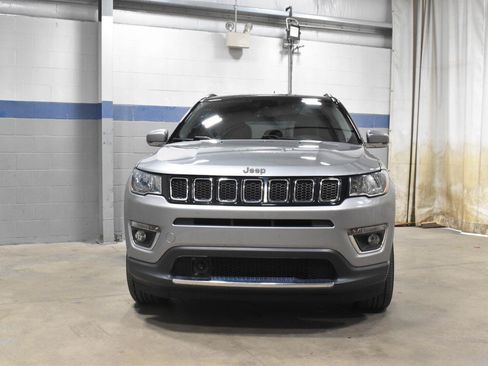 Used 2021 Jeep Compass Limited AWD/4WD image 30