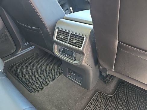 Used 2024 Volkswagen Atlas SEL Premium R-Line AWD/4WD image 87