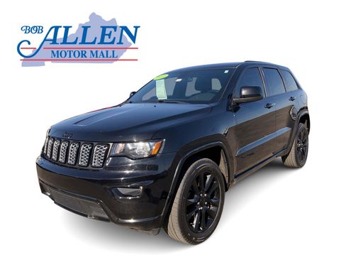 Used 2021 Jeep Grand Cherokee Laredo X image 1