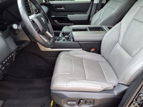 Used 2024 Toyota Tundra Limited w/ Power Package AWD/4WD image 13