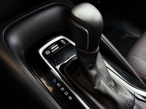 Used 2024 Toyota Corolla SE image 43