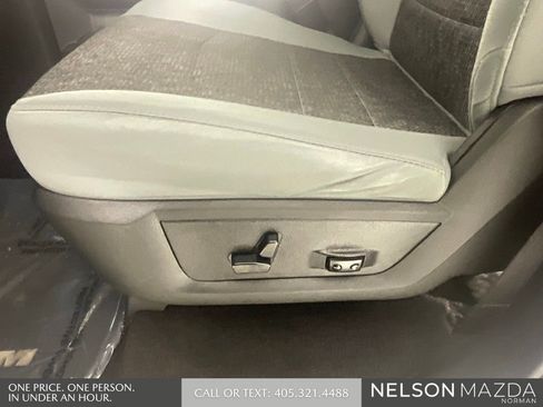Used 2019 RAM 1500 Big Horn AWD/4WD image 24