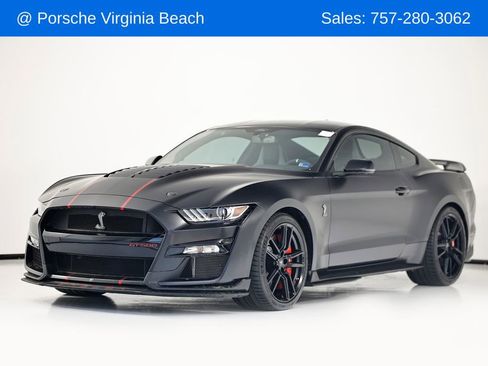 Used 2021 Ford Mustang Shelby GT500 w/ Technology Package RWD image 1