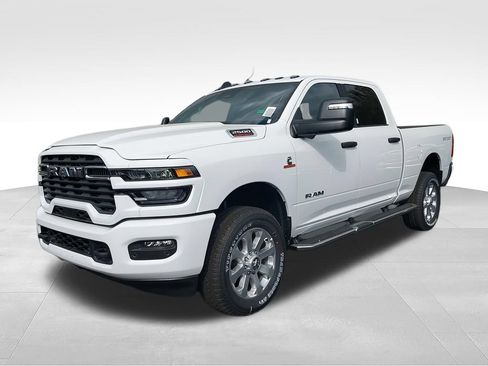 New 2026 RAM 2500 Big Horn AWD/4WD image 4