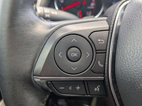 Used 2020 Toyota Camry XSE image 12