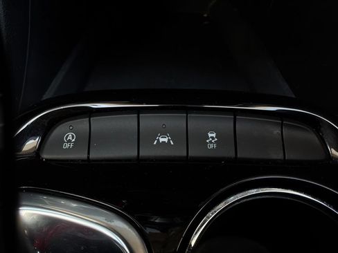 Used 2025 Buick Encore GX Preferred FWD image 23