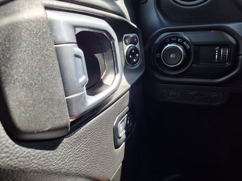 Used 2024 Jeep Wrangler Sahara w/ Technology Group image 10