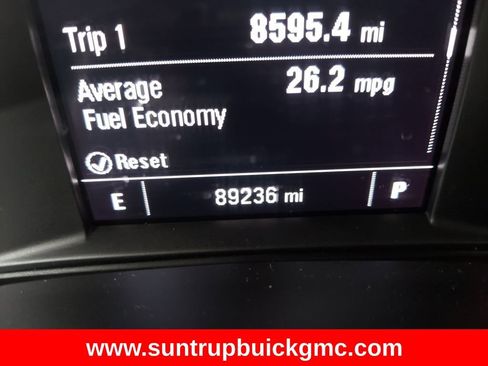 Used 2023 Chevrolet Malibu LT image 18