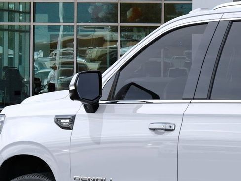 New 2026 GMC Yukon XL Denali Ultimate AWD/4WD image 12
