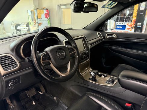 Used 2014 Jeep Grand Cherokee Limited AWD/4WD image 10
