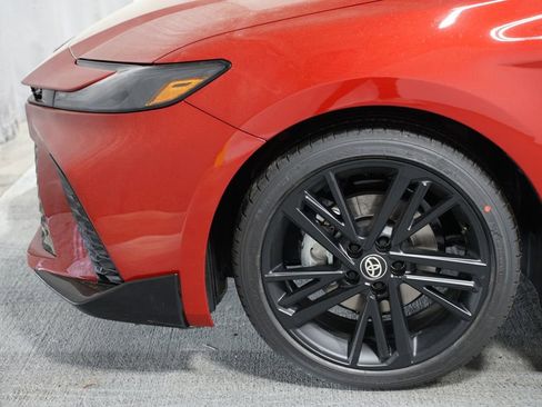 New 2026 Toyota Camry Hybrid image 5