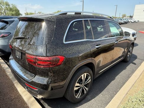 Used 2024 Mercedes-Benz GLB 250 image 4