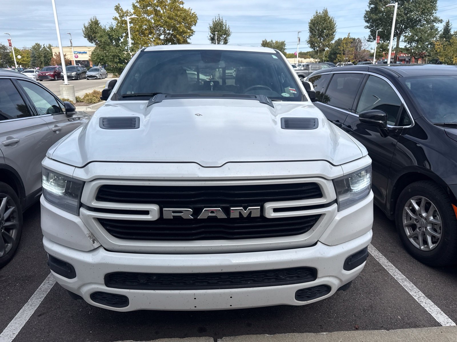 Used 2019 RAM 1500 Laramie w/ Sport Appearance Package AWD/4WD image 2