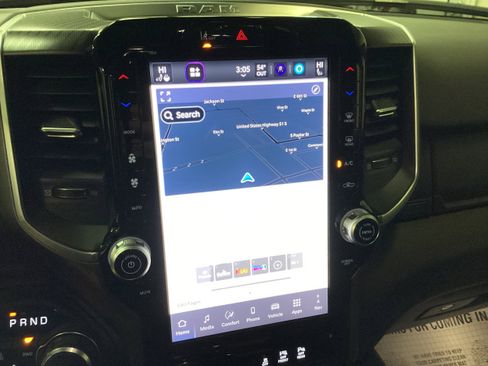 New 2026 RAM 1500 4x4 Crew Cab image 27