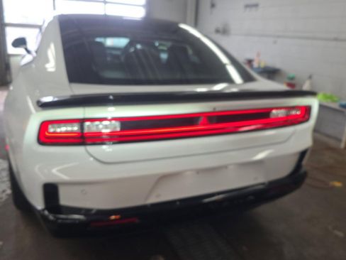 Used 2024 Dodge Charger Daytona Scat Pack w/ Plus Group image 5