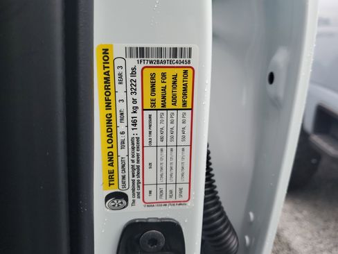 New 2026 Ford F250 XL w/ XL Chrome Package image 21