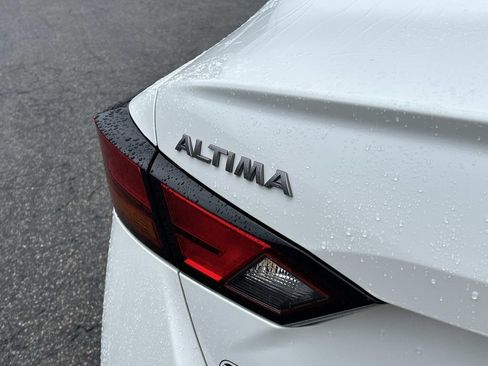 Certified 2023 Nissan Altima 2.5 SV AWD/4WD image 12