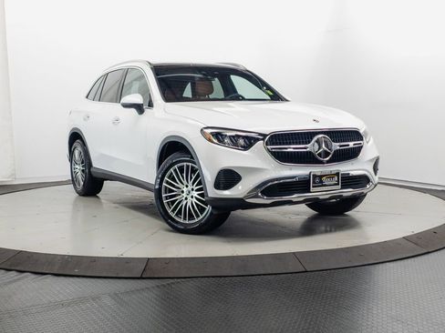 Certified 2026 Mercedes-Benz GLC 300 4MATIC image 1